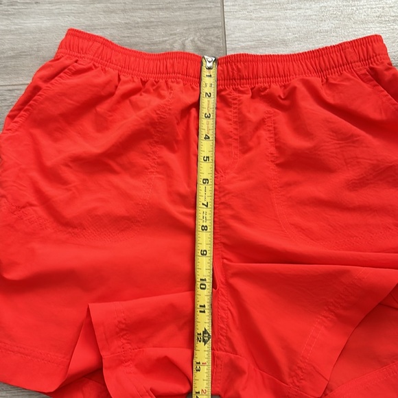 Columbia Orange Shorts Size Medium With Pockets - Picture 10 of 16